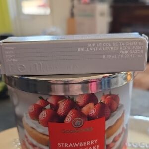 r.e.m. beauty Pink Razor Lip Gloss